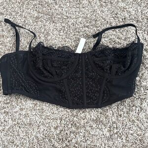Elegant Black Lace Bustier